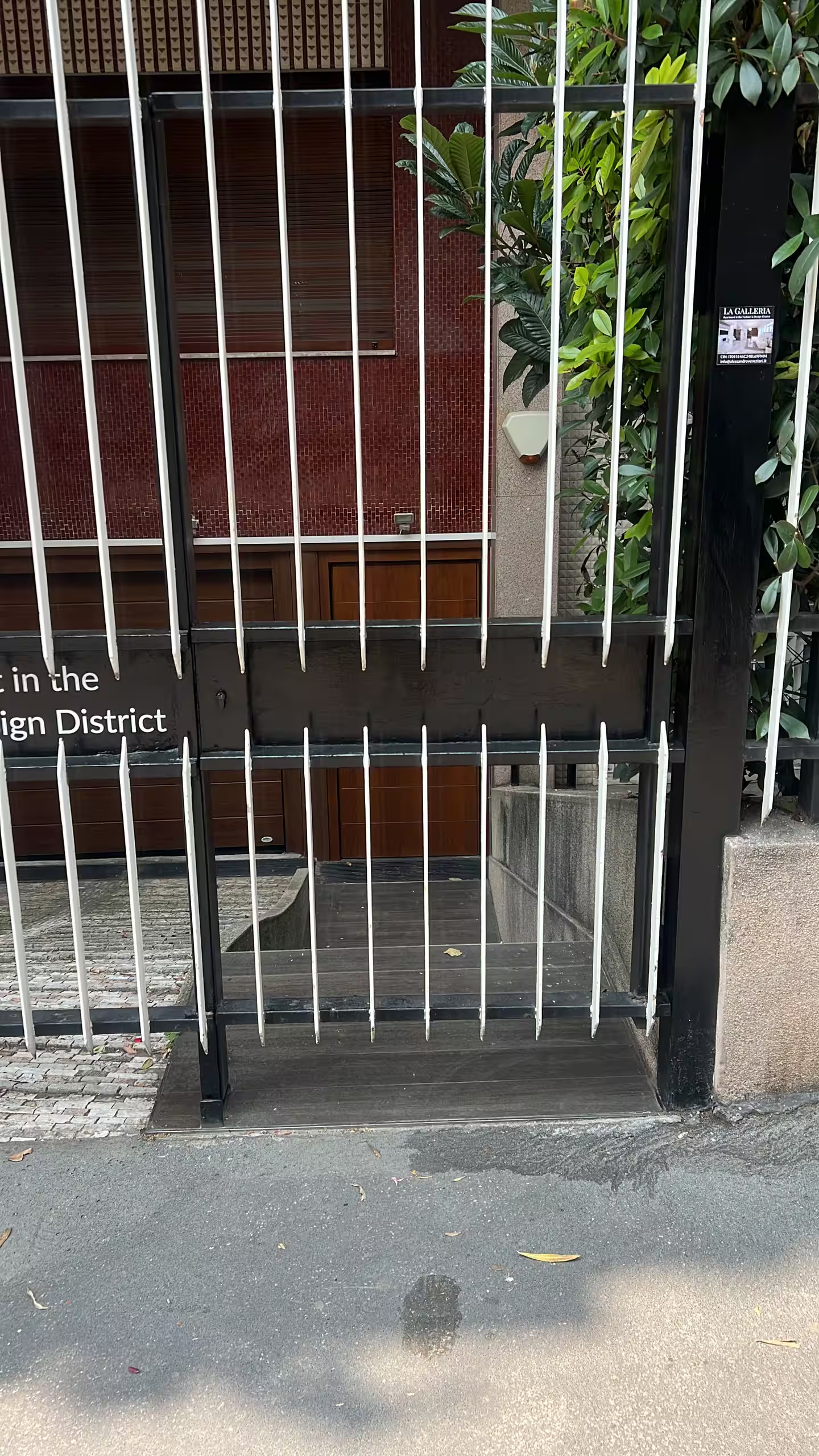 Private residence gate access in Milan